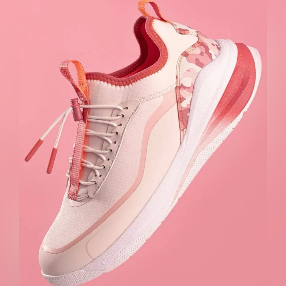 Clove Women's Supercush™ Forte in Pink Camo size 7.5. New without box